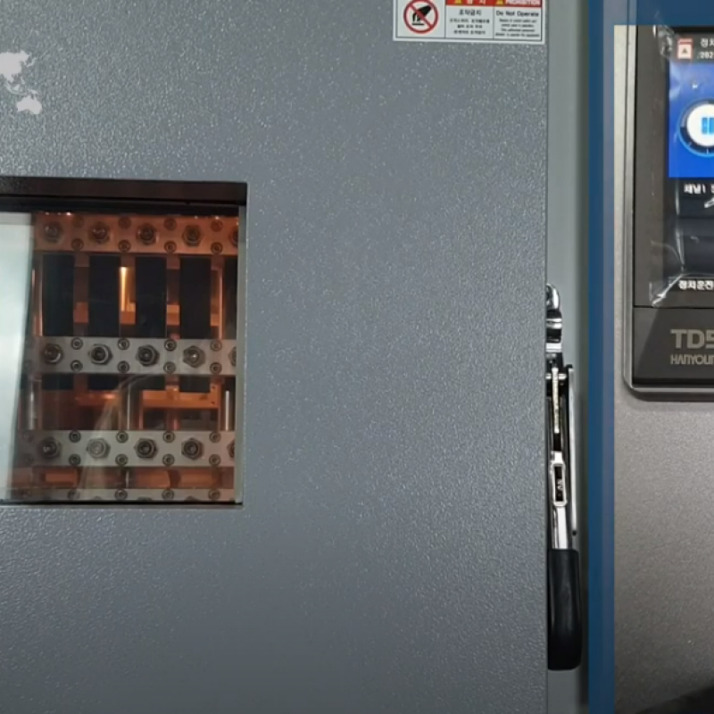 Máy đo độ bền nứt của  cao su, nhiệt dẻo iso 132